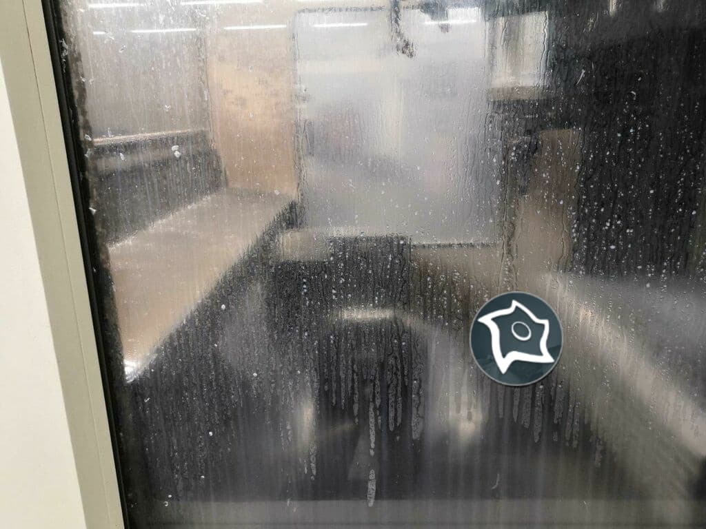 Вертикально-фрезерный станок с ЧПУ CHIRON FZ 15 W-ID15603