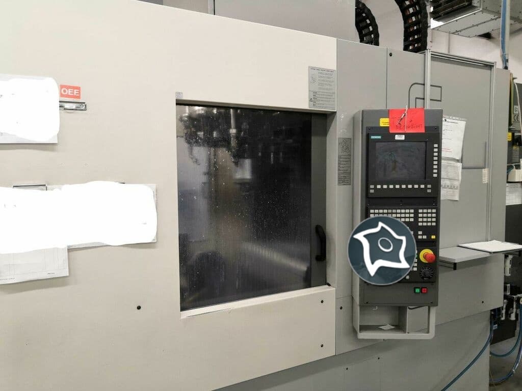 Вертикально-фрезерный станок с ЧПУ CHIRON FZ 15 W-ID15603