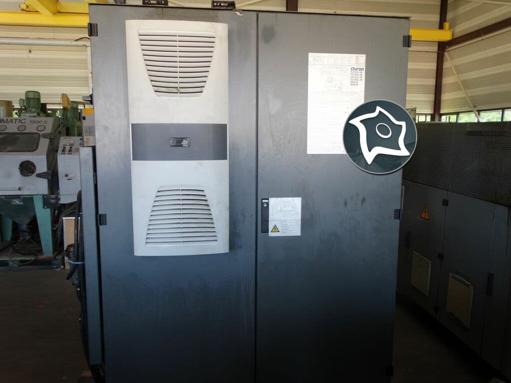 Вертикально-фрезерный станок с ЧПУ CHIRON FZ 15 W-ID15642