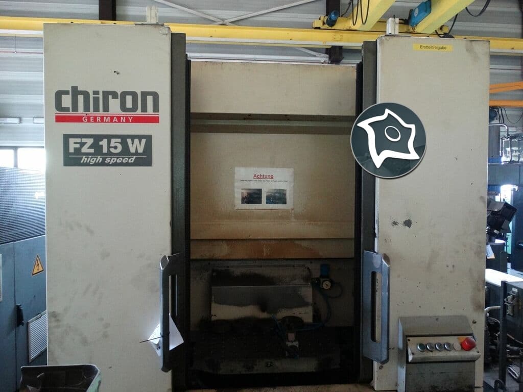 Вертикально-фрезерный станок с ЧПУ CHIRON FZ 15 W-ID15642