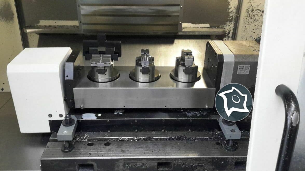 Вертикально-фрезерный станок с ЧПУ CINCINNATI SABRE MC 750-ID15996