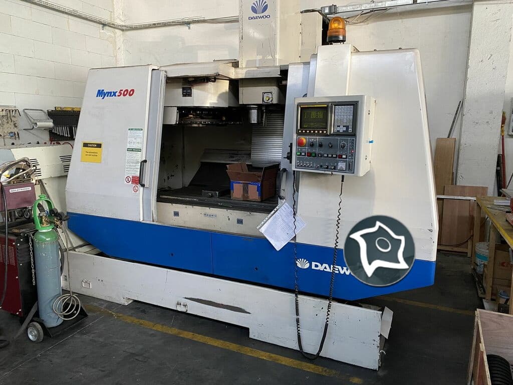 Вертикально-фрезерный станок с ЧПУ Daewoo Mynx 500-ID15609