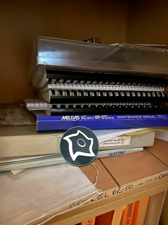 Вертикально-фрезерный станок с ЧПУ Deckel Maho DMC 50 V-ID15888