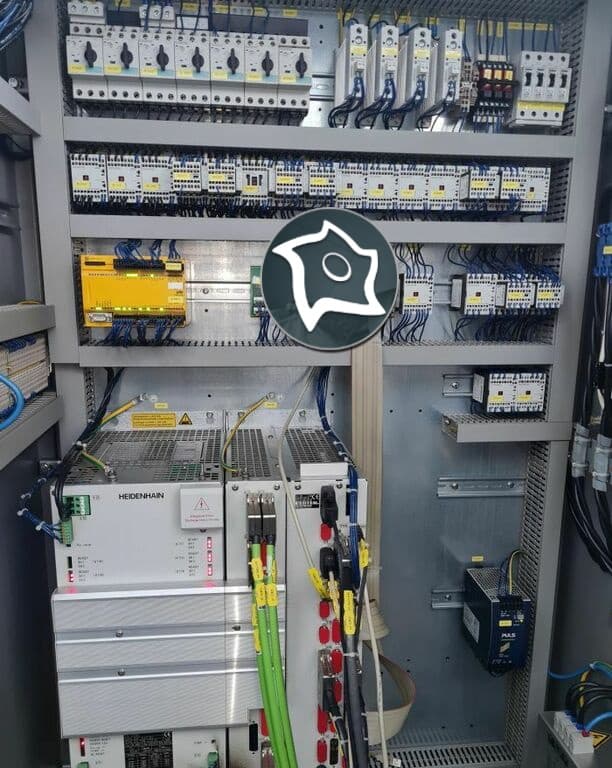 Вертикально-фрезерный станок с ЧПУ Deckel Maho DMC 835 V-ID15871