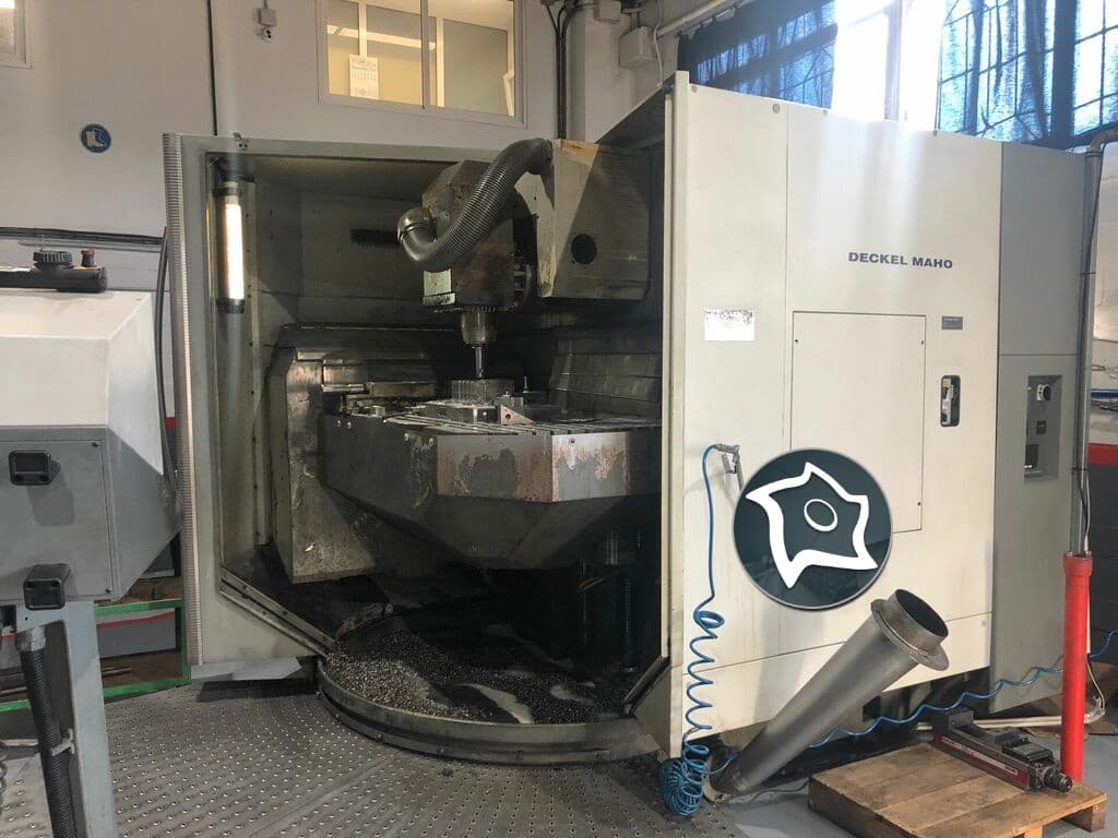 Вертикально-фрезерный станок с ЧПУ Deckel Maho DMU 100 T-ID15268