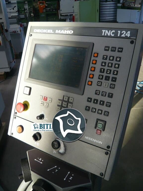 Вертикально-фрезерный станок с ЧПУ Deckel Maho DMU 50 M-ID16082