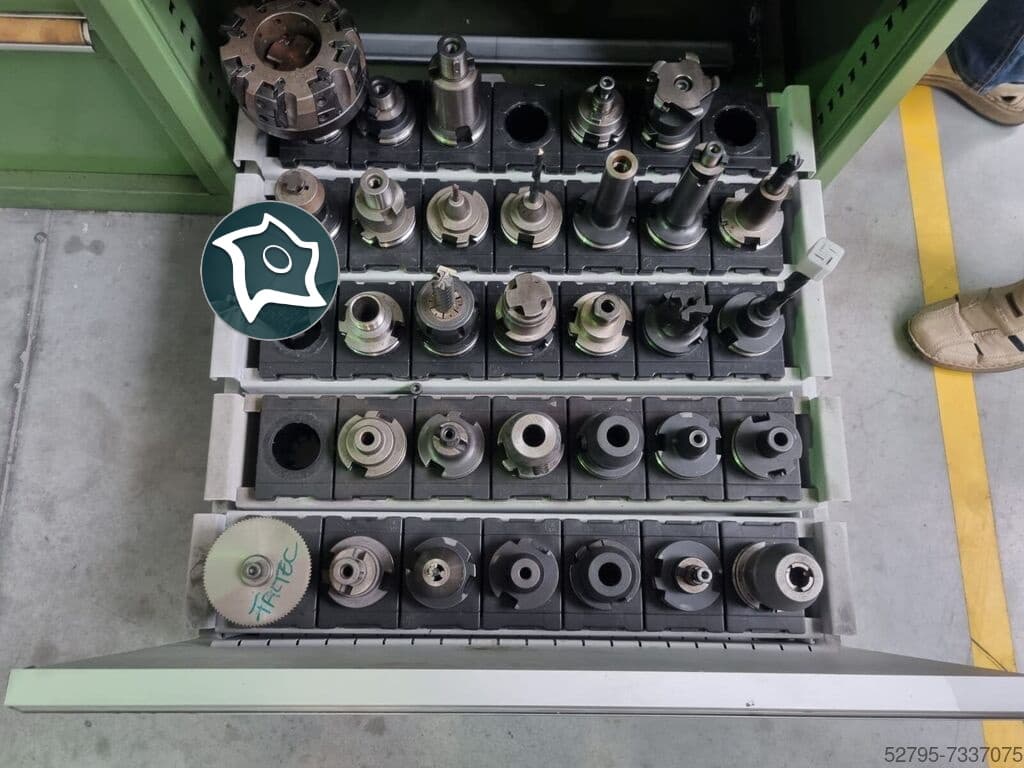 Вертикально-фрезерный станок с ЧПУ Deckel Maho DMU 50 T -ID16670