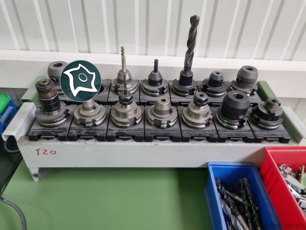 Вертикально-фрезерный станок с ЧПУ Deckel Maho DMU 50 T -ID16670