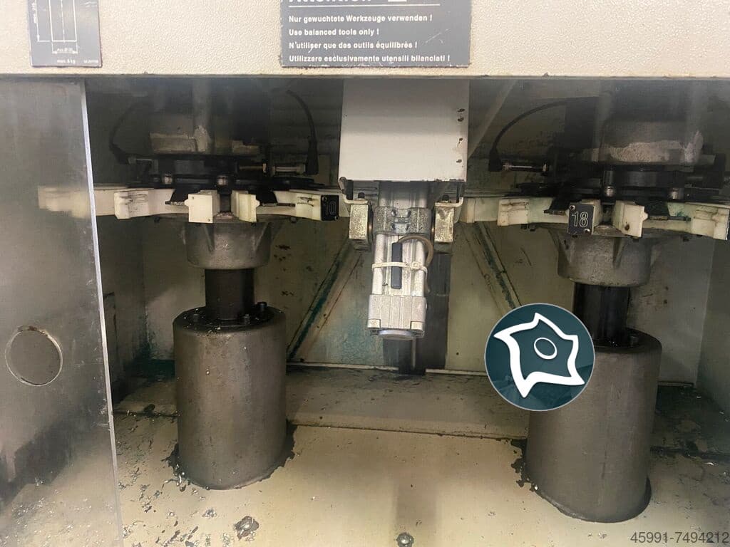 Вертикально-фрезерный станок с ЧПУ Deckel Maho DMU 60 T -ID16783