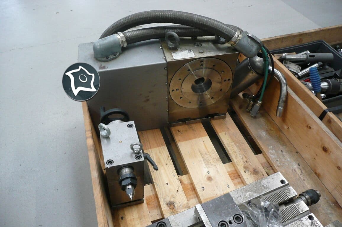 Вертикально-фрезерный станок с ЧПУ Deckel Maho DMU 80 T-ID15274