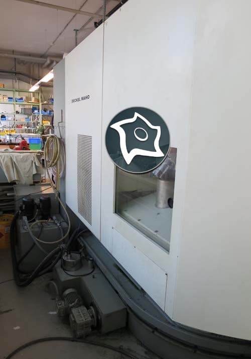 Вертикально-фрезерный станок с ЧПУ Deckel Maho DMU 80 T-ID15880