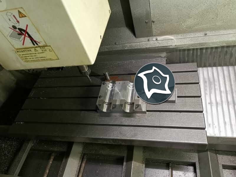 Вертикально-фрезерный станок с ЧПУ DMG DECKEL MAHO DMC 1035 V-ID15257