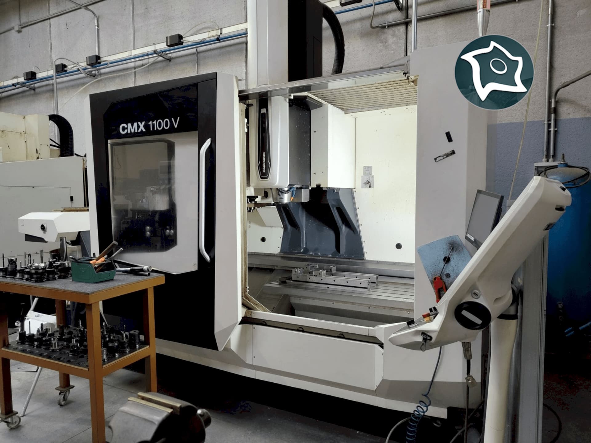 Вертикально-фрезерный станок с ЧПУ DMG MORI CMX 1100 V-ID16983