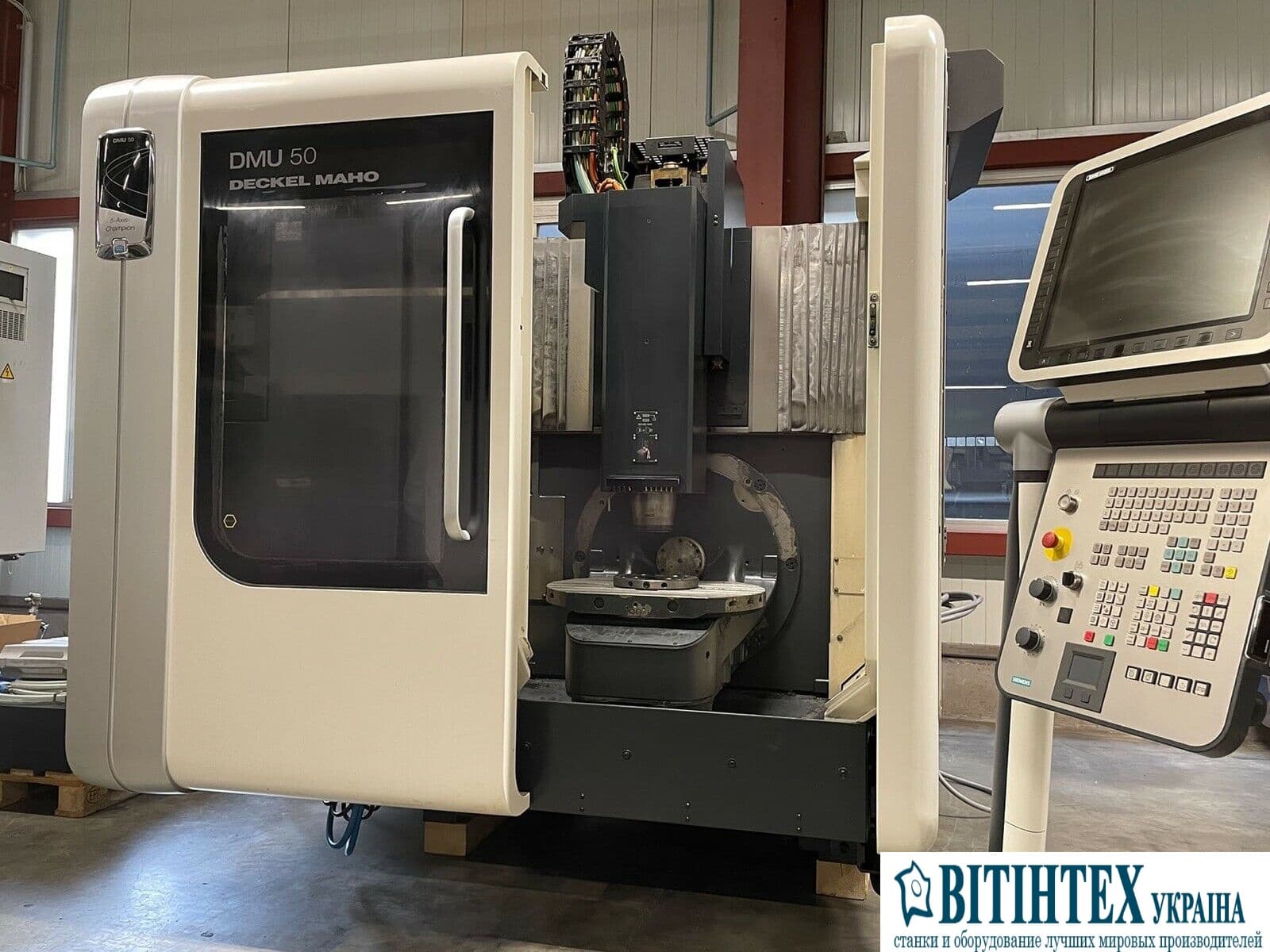 5-осевой фрезерный станок с ЧПУ DMG MORI DMU 50-ID15502