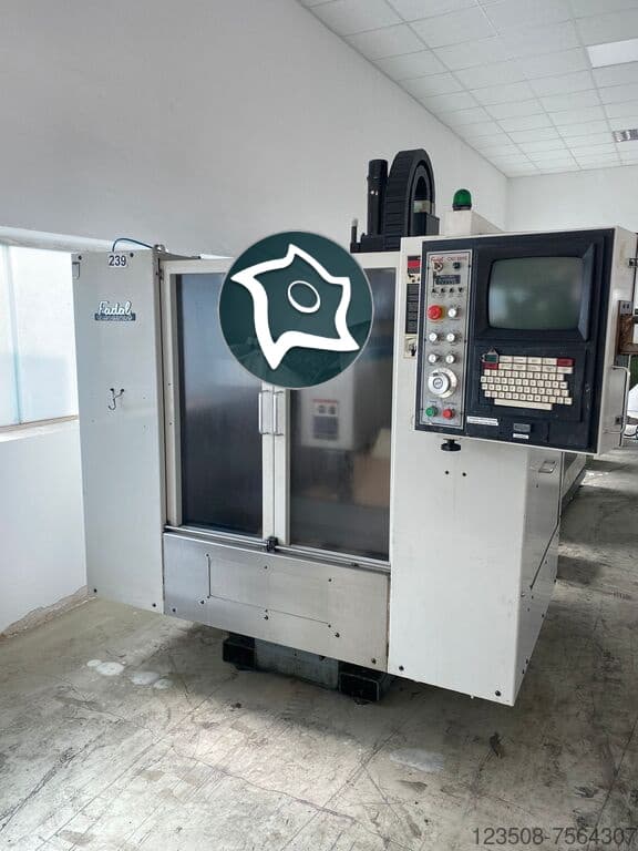 Вертикально-фрезерный станок с ЧПУ FADAL VMC 15-ID16840
