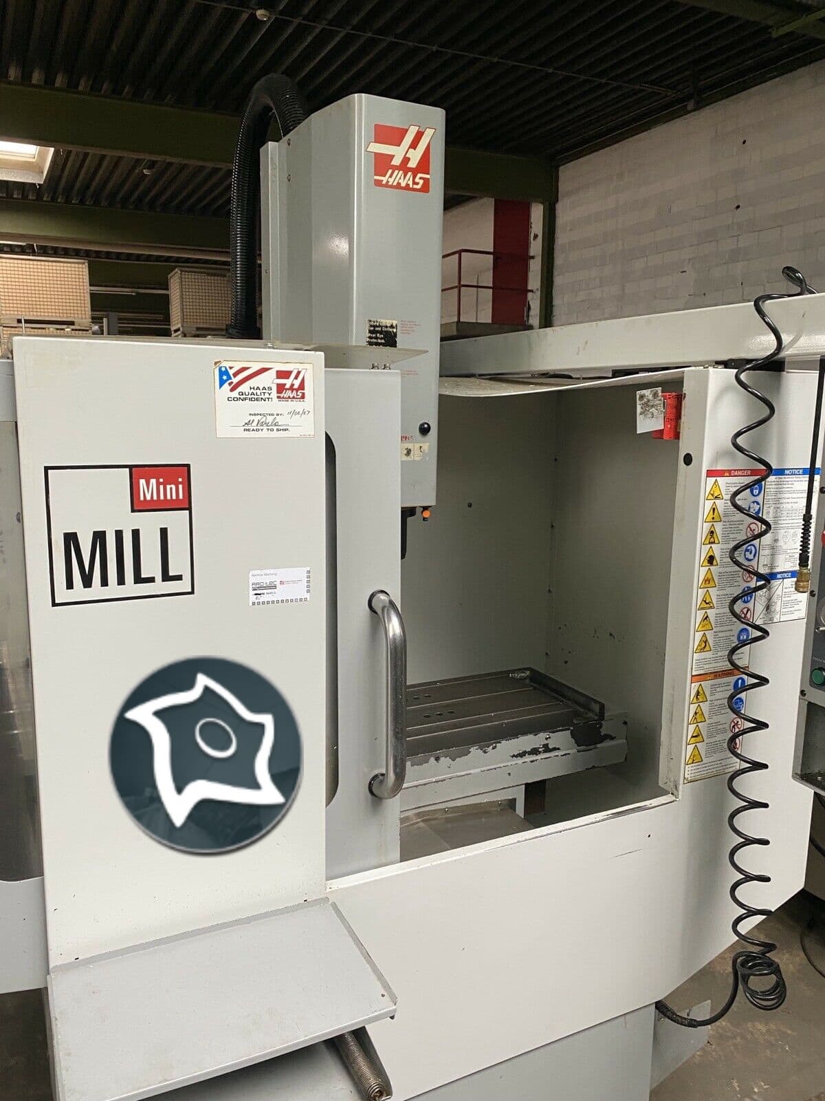 Вертикально-фрезерный станок с ЧПУ HAAS MINIMILL HE-ID15600