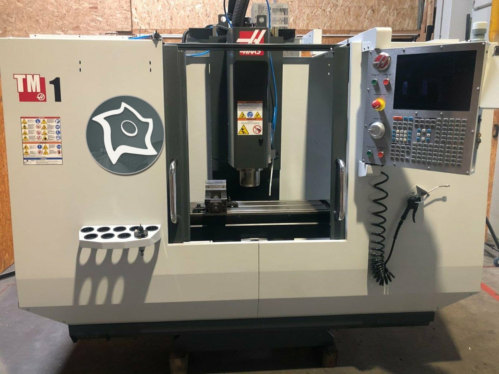 Вертикально-фрезерный станок с ЧПУ HAAS TM 1-ID14779