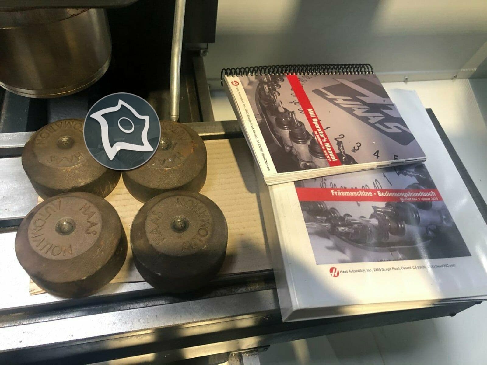 Вертикально-фрезерный станок с ЧПУ HAAS TM 1-ID14779