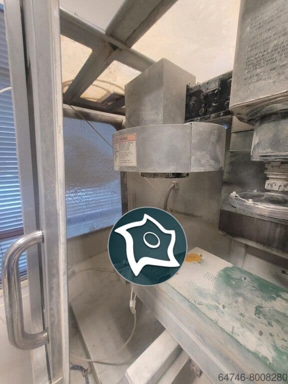 Вертикально-фрезерный станок с ЧПУ HAAS TM 1P-ID16937