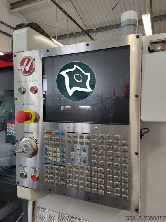 Вертикально-фрезерный станок с ЧПУ HAAS TM-2-ID16706