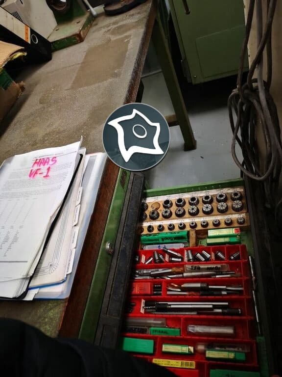 Вертикально-фрезерный станок с ЧПУ HAAS VF 1-ID14319