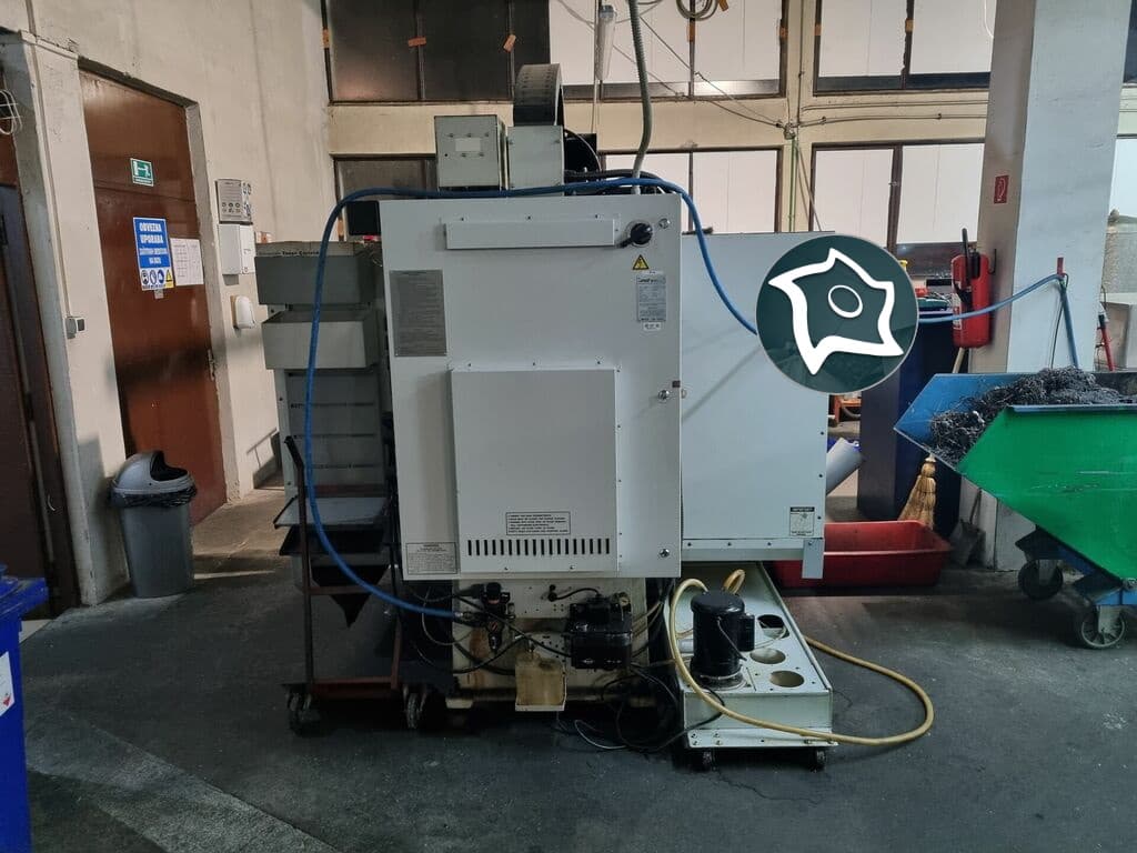 Вертикально-фрезерный станок с ЧПУ HAAS VF-1-ID16687