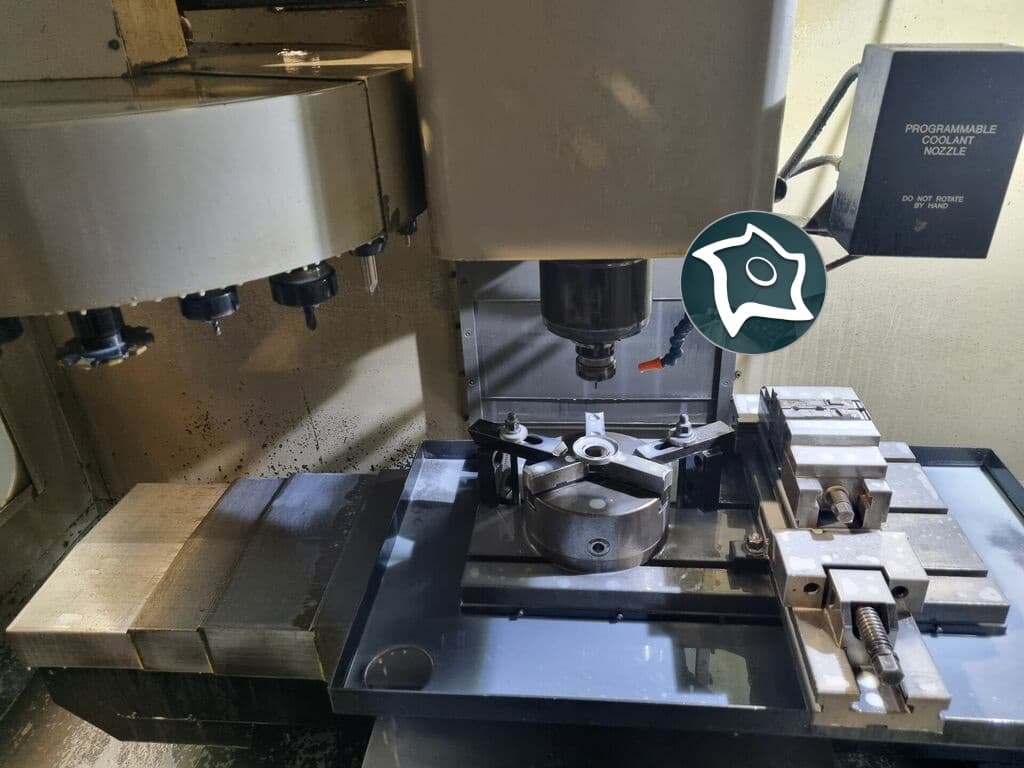 Вертикально-фрезерный станок с ЧПУ HAAS VF-1-ID16687