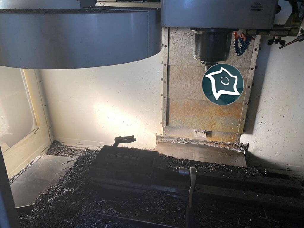 Вертикально-фрезерный станок с ЧПУ HAAS VF-1-ID16722