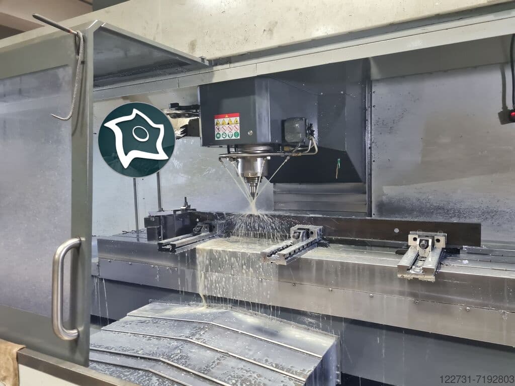 Вертикально-фрезерный станок с ЧПУ HAAS VF 11/50-ID16734