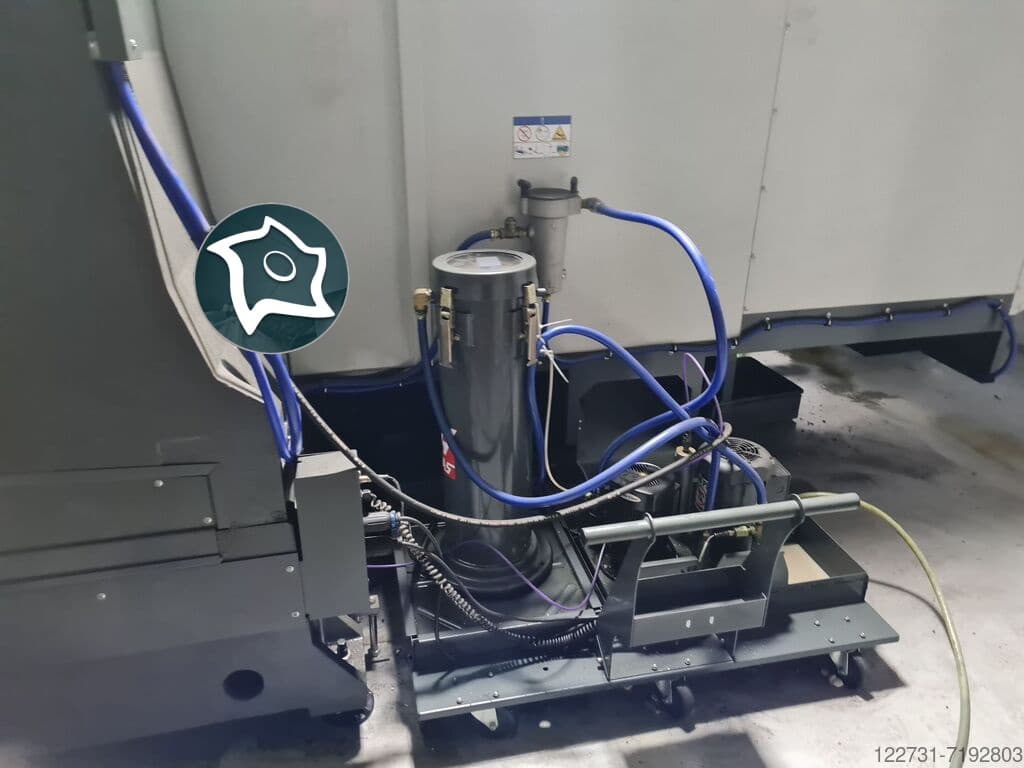 Вертикально-фрезерный станок с ЧПУ HAAS VF 11/50-ID16734