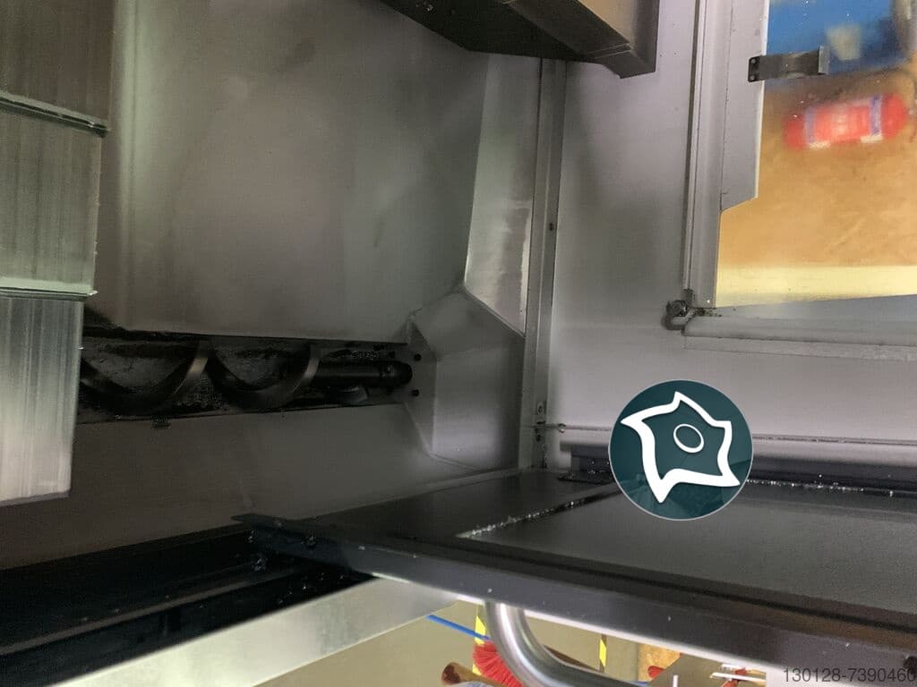 Вертикально-фрезерный станок с ЧПУ HAAS VF-2-ID16704