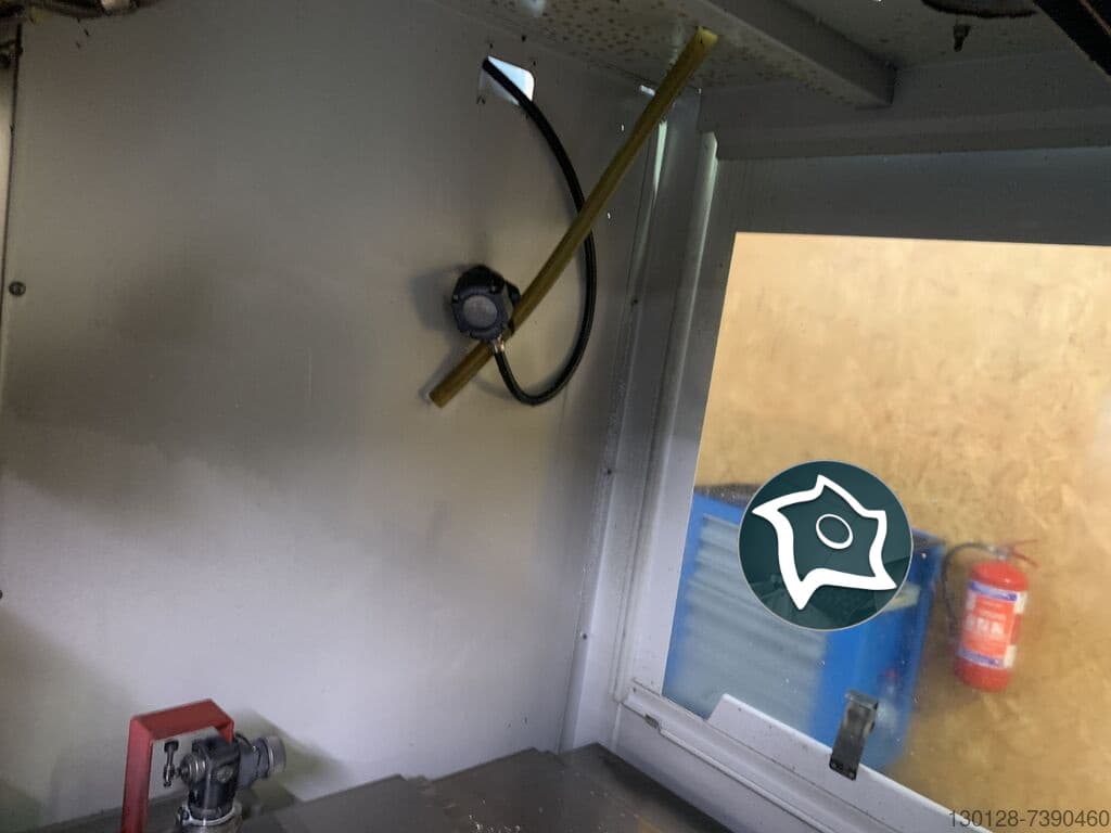 Вертикально-фрезерный станок с ЧПУ HAAS VF-2-ID16704