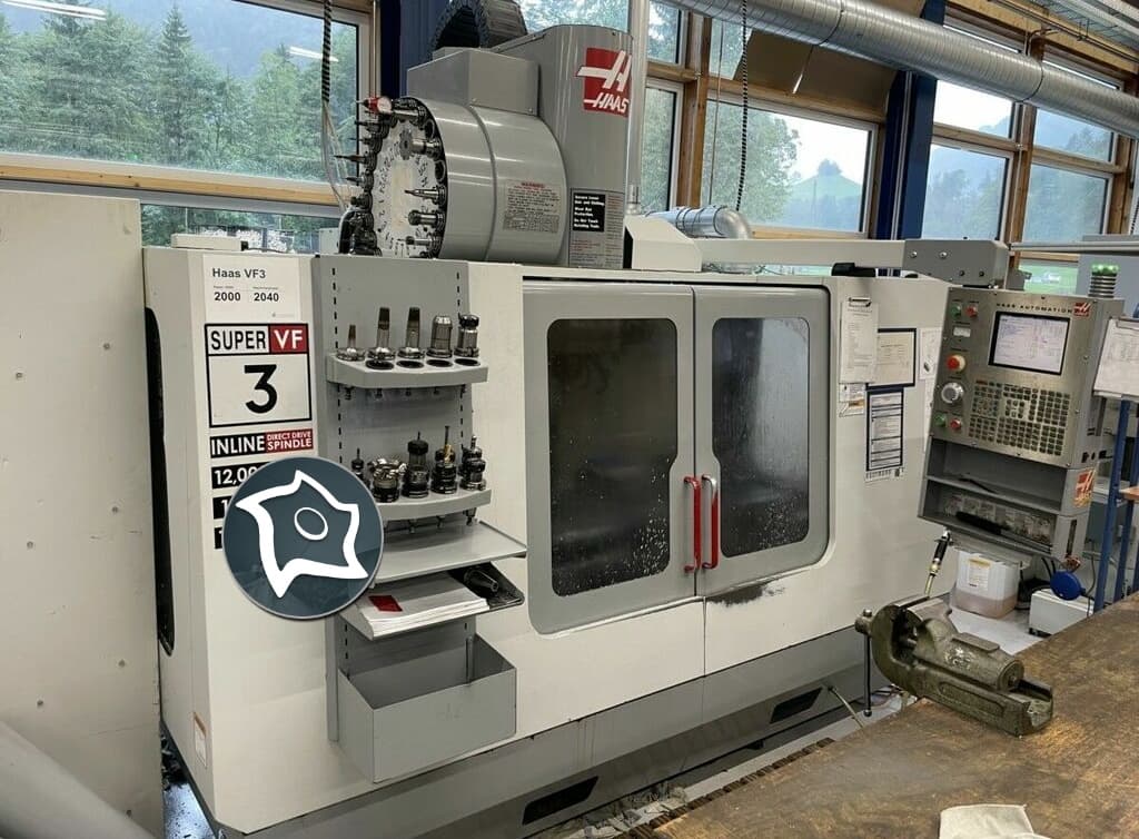 Вертикально-фрезерный станок с ЧПУ HAAS VF 3-ID15792