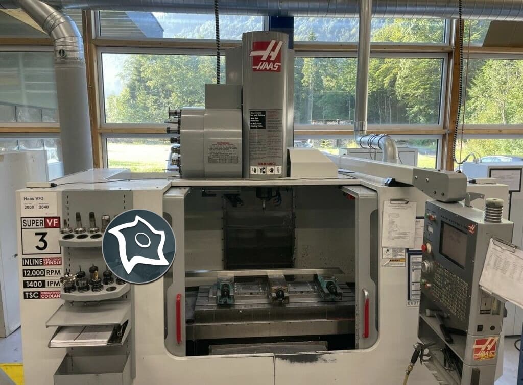 Вертикально-фрезерный станок с ЧПУ HAAS VF 3-ID15792