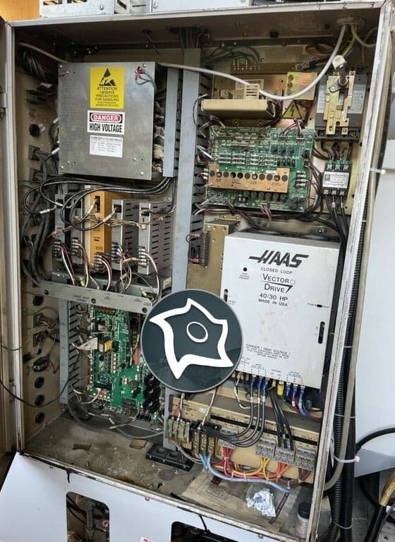 Вертикально-фрезерный станок с ЧПУ HAAS VF 3-ID15792