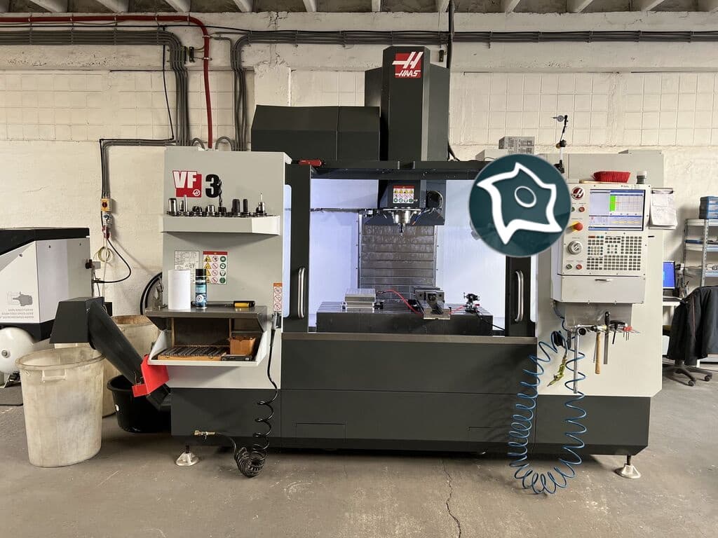 Вертикально-фрезерный станок с ЧПУ HAAS VF-3-ID16705