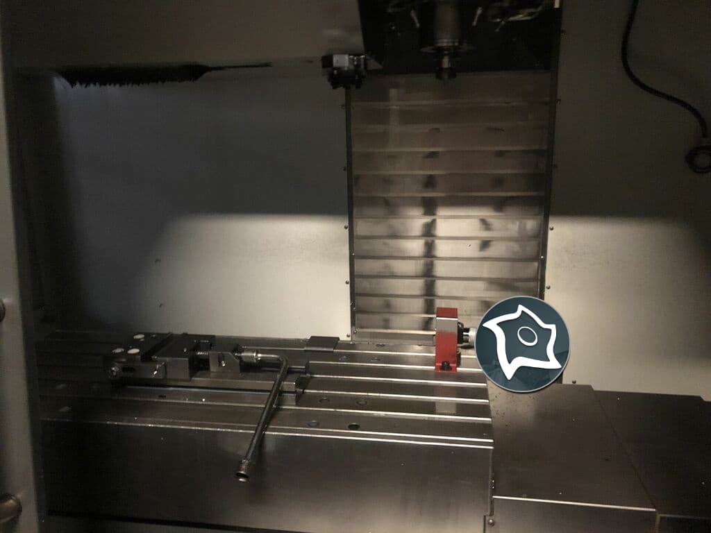 Вертикально-фрезерный станок с ЧПУ HAAS VF 3 SS-ID16540