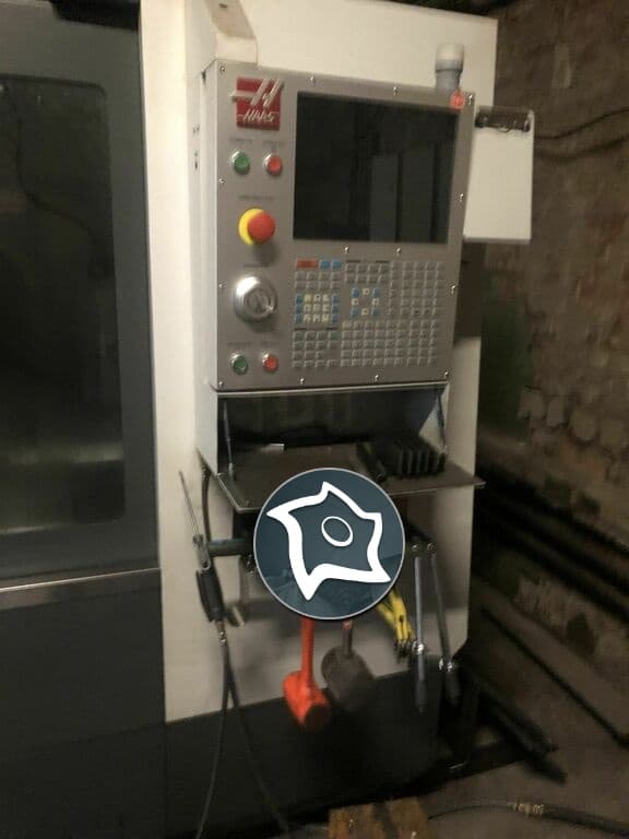 Вертикально-фрезерный станок с ЧПУ HAAS VF 3 SS-ID16540