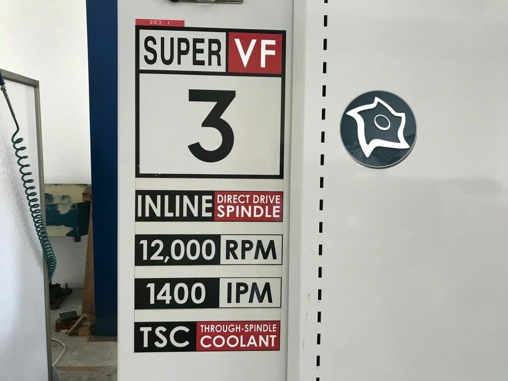 Вертикально-фрезерный станок с ЧПУ HAAS VF 3 SS-ID15551