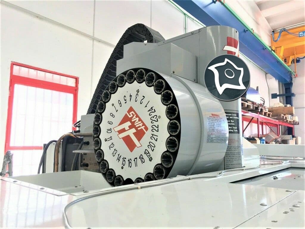 Вертикально-фрезерный станок с ЧПУ HAAS VF 3 SS-ID15551