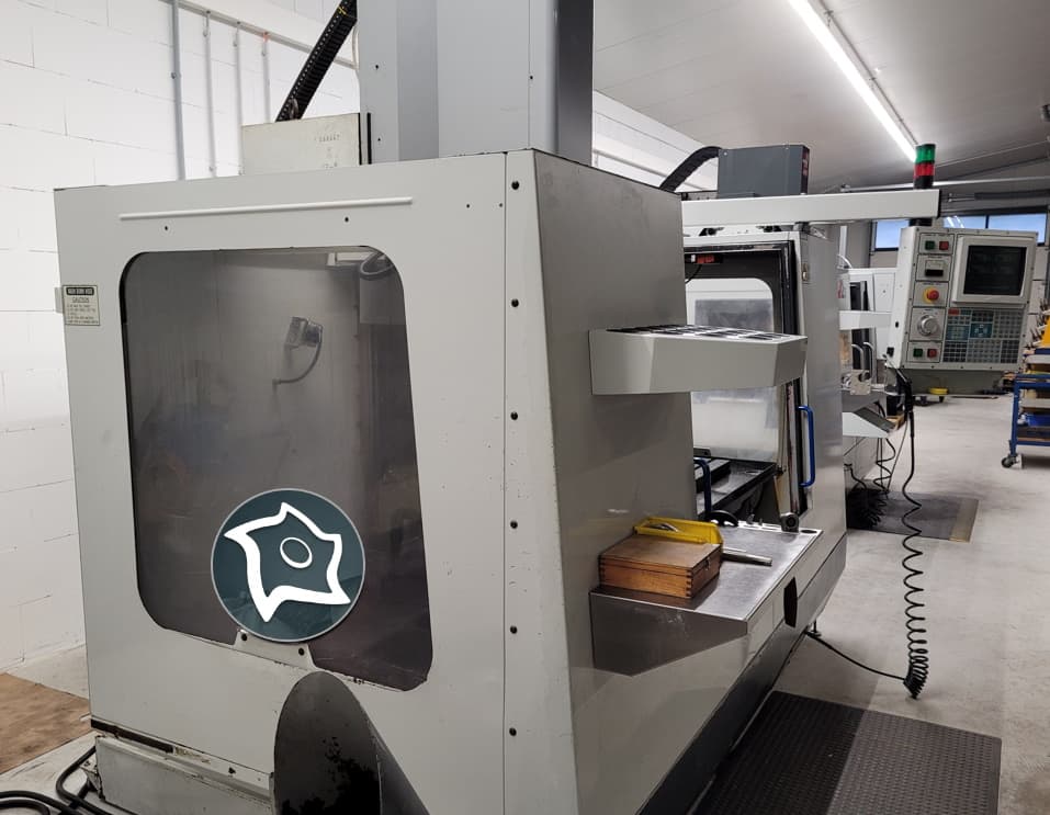 Вертикально-фрезерный станок с ЧПУ HAAS VF 4-ID16578