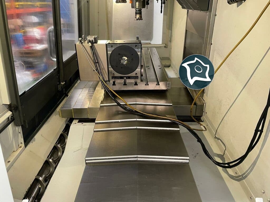 Вертикально-фрезерный станок с ЧПУ Haas VF-4-ID16677