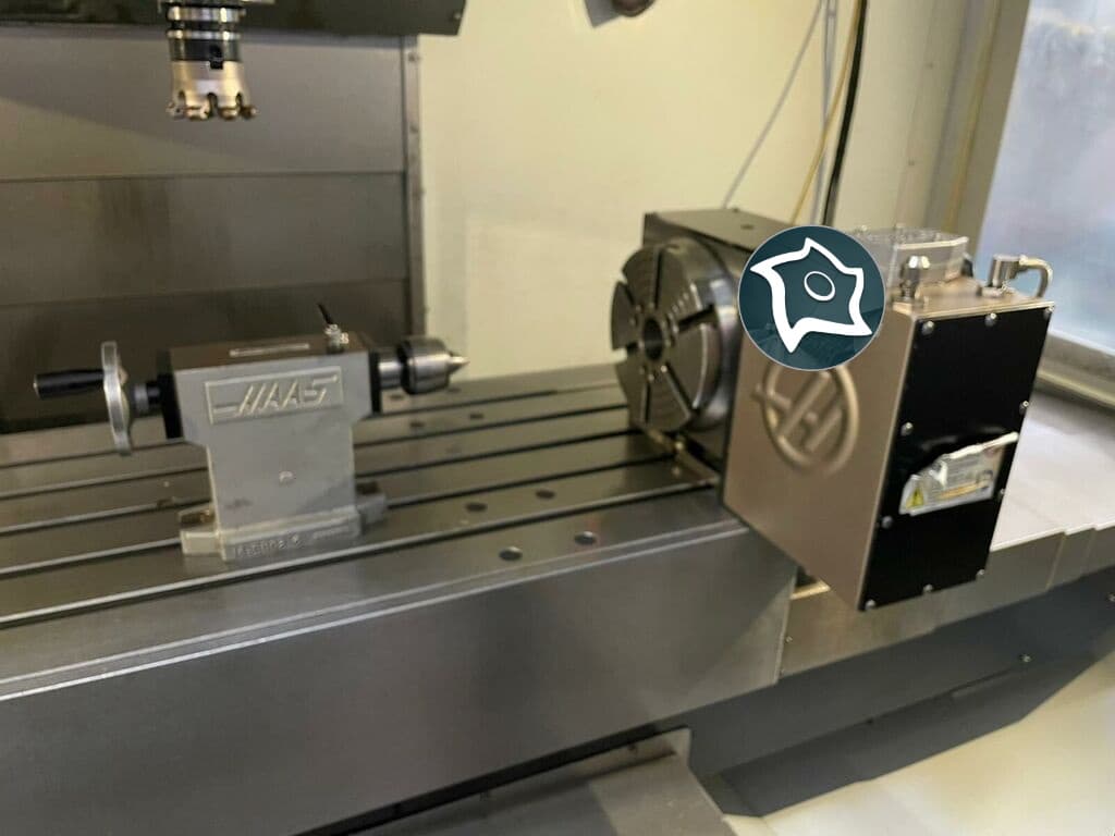 Вертикально-фрезерный станок с ЧПУ Haas VF-4-ID16677