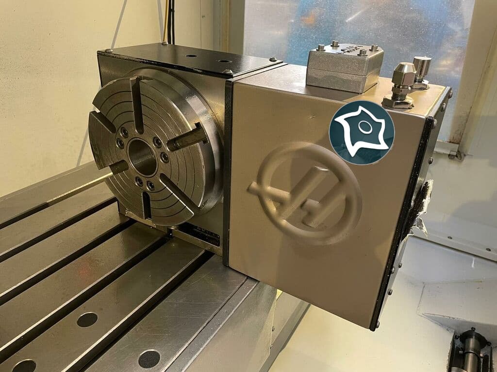 Вертикально-фрезерный станок с ЧПУ Haas VF-4-ID16677