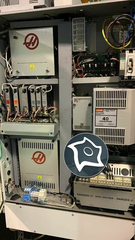 Вертикально-фрезерный станок с ЧПУ HAAS VF-4 SS-ID15822