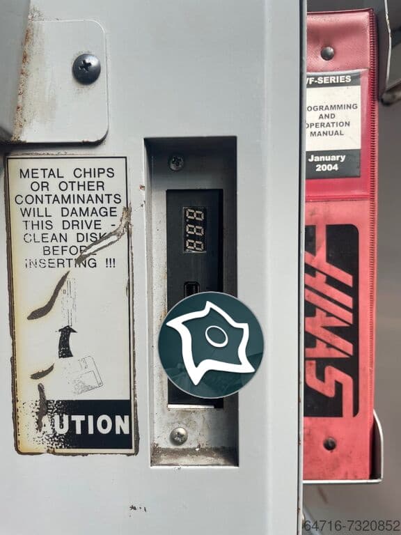 Вертикально-фрезерный станок с ЧПУ HAAS VF-5/40-ID16821