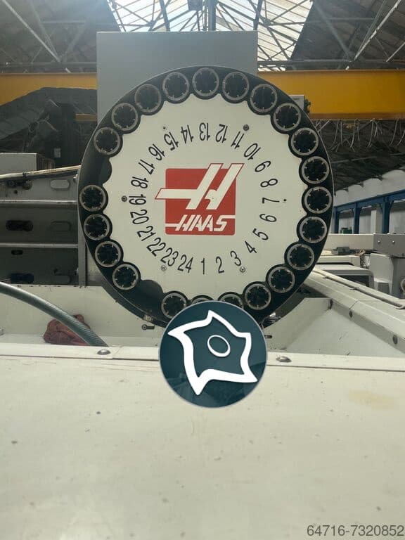 Вертикально-фрезерный станок с ЧПУ HAAS VF-5/40-ID16821