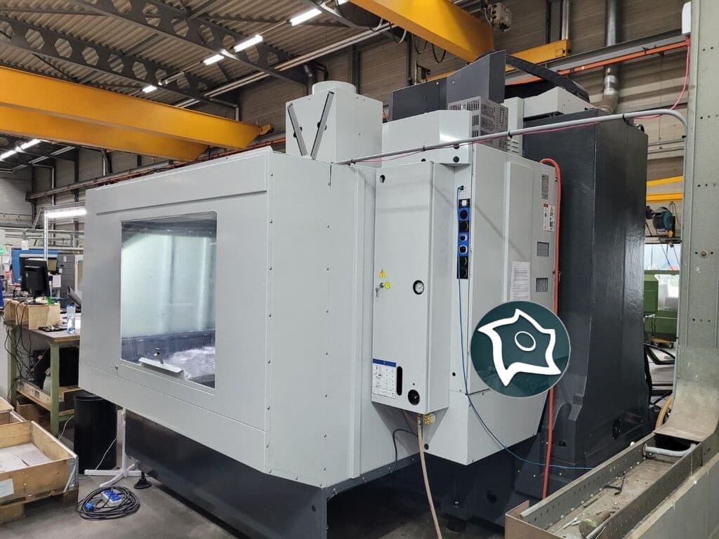 Вертикально-фрезерный станок с ЧПУ HAAS VF-9/40-ID16759