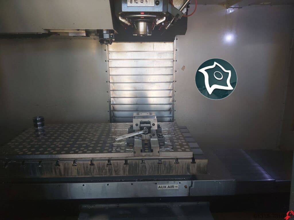 Вертикально-фрезерный станок с ЧПУ HAAS VM-3-ID16735