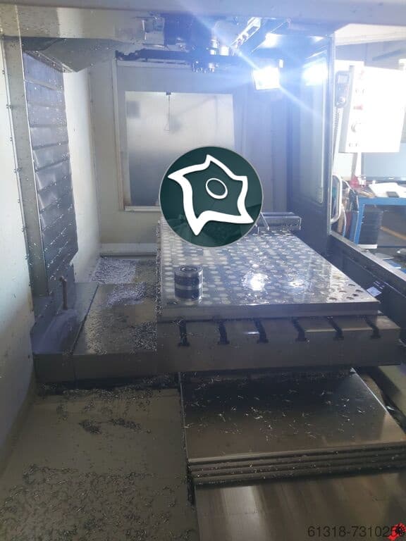 Вертикально-фрезерный станок с ЧПУ HAAS VM-3-ID16735